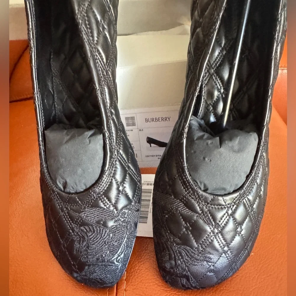 Burberry Black Leather Baby Pump Shoes
